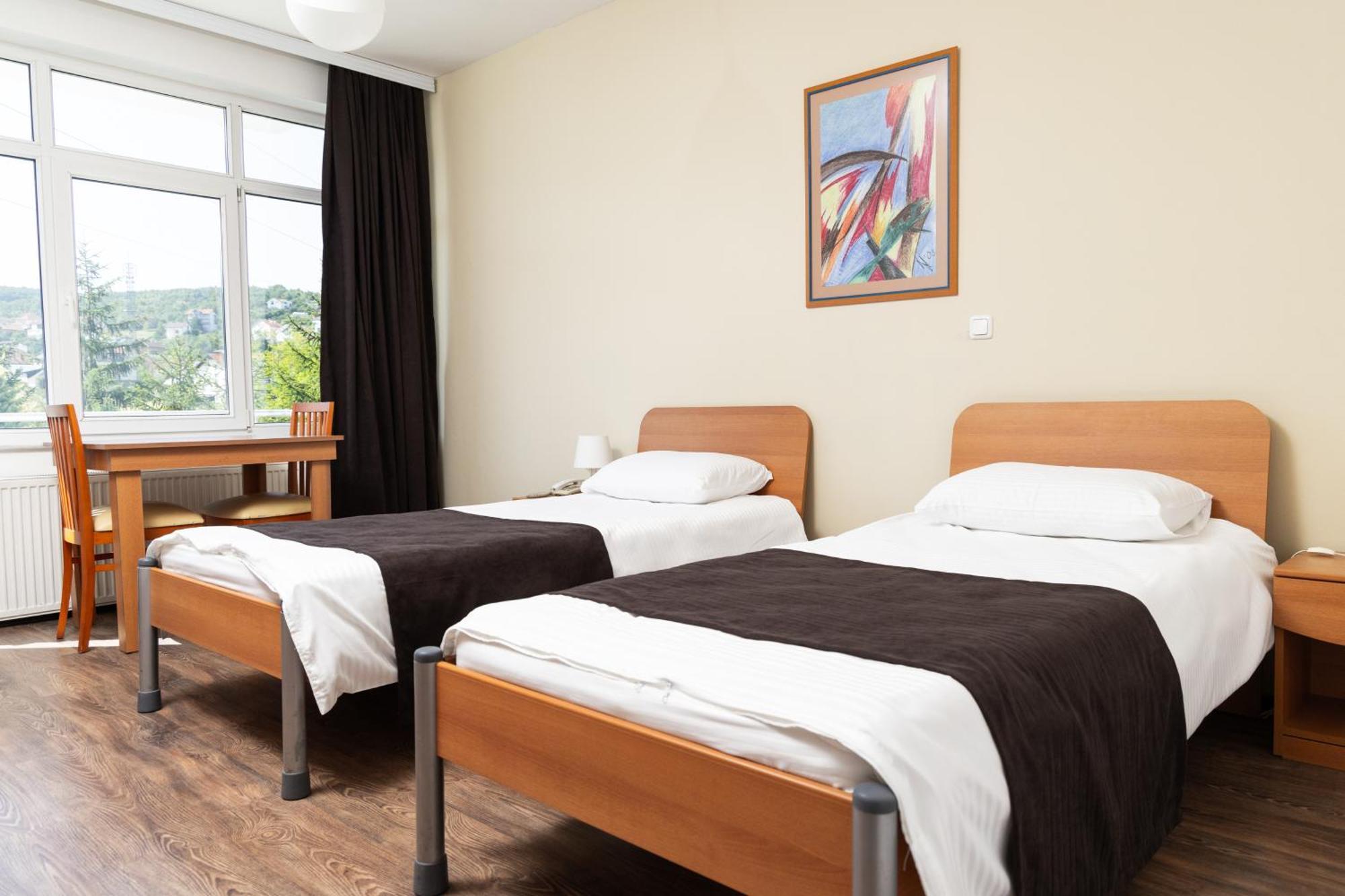 Hotel Luxor Pristina Buitenkant foto
